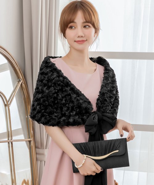 結婚式 お呼ばれに使えるパーティーバッグ ビジューラディアルサテンプリーツクラッチバッグ ドレス スター Dress Star Magaseek 結婚式 お呼ばれに使えるパーティーバッグ ビジューラディアルサテンプリーツクラッチバッグ ドレス スター Dress Star Magaseek