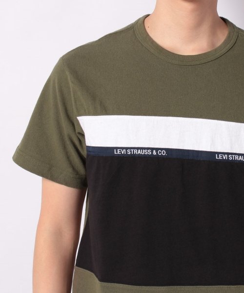 LEVI’S OUTLET(リーバイスアウトレット)/SS MIGHTY PIECED TEE TAPE APPLIQUE OLIVE/img03