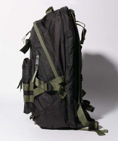INDISPENSABLE(INDISPENSABLE)/Daypack FUSION GRIDSTOP/img01