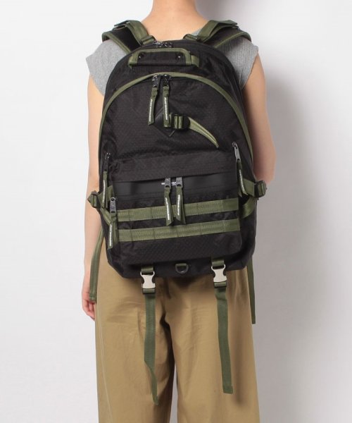 INDISPENSABLE(INDISPENSABLE)/Daypack FUSION GRIDSTOP/img05