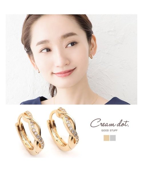 cream dot(クリームドット)/ウェーブ＆クロッシングデザインのキャッチレスフープピアス/img01