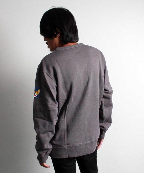 AVIREX(AVIREX)/【WEB&DEPOT限定】クルーネック スウェット ビッグ ビューティフル ドール/CREW NECK SWEAT BIG BEAUTIFUL DOLL/img01