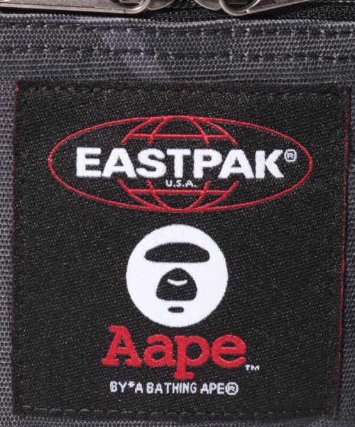 EASTPAK(イーストパック)/【メンズ】【EASTPAK×AAPE】ボディバッグ/BLACK/CAMO/img04