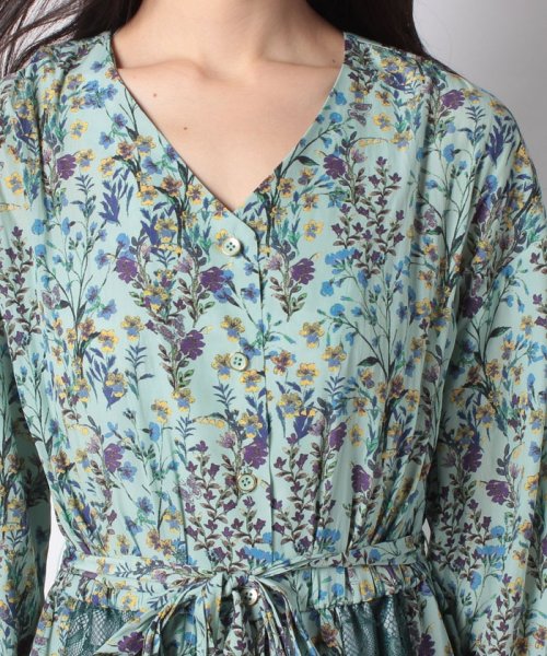 セール アナウンサー着用 小花プリントxレースオープンワンピース トーナル Tonal Magaseek