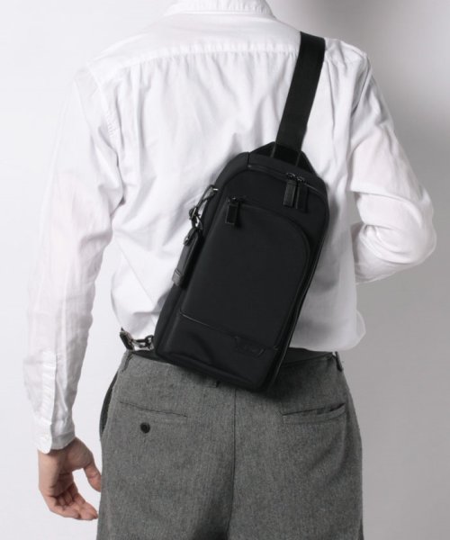 ボディバッグ TUMI Harrison 「グレゴリー」スリング グレゴリー