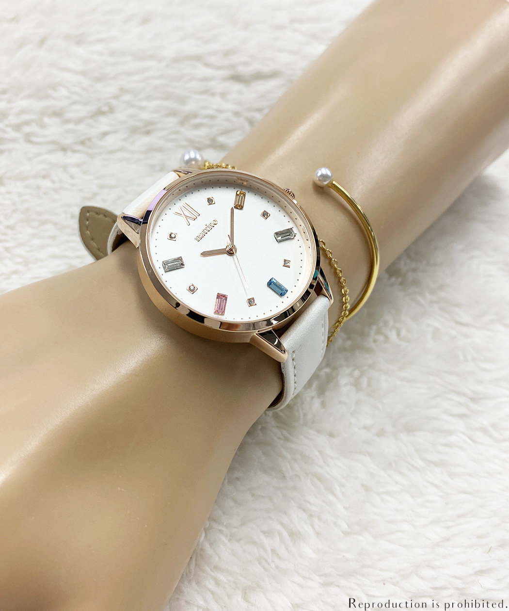 メーカー直営店】腕時計 レディース 革ベルト Swarovski