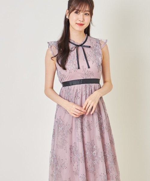 セール トッコクローゼット Tocco Closet りぼん付きプチフリルネックフラワーレースワンピース Magaseek