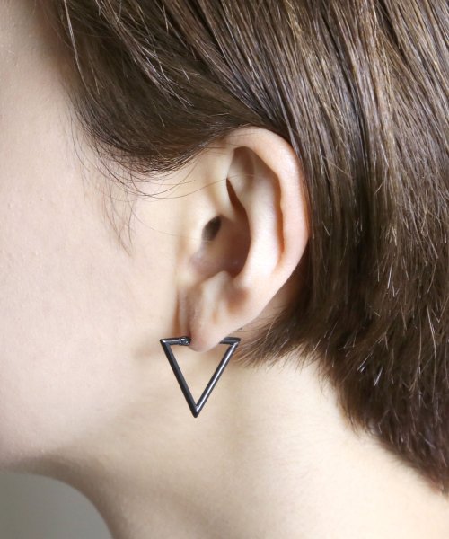 MAISON mou(メゾンムー)/【YArKA/ヤーカ】stainless series triangle pierce/ステンレス トライアングルピアス/img04