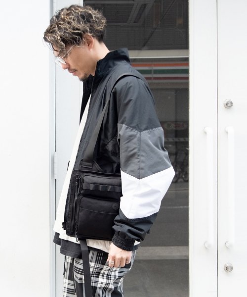 Hf Hayato Device トリプルコラボ 変形ゲームベスト ベスト型バッグ デバイス メンズ Device Magaseek