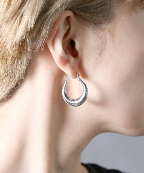 MAISON mou(メゾンムー)/【YArKA/ヤーカ】silver925 volume U hoop pierce/フープピアス シルバー925 /img01