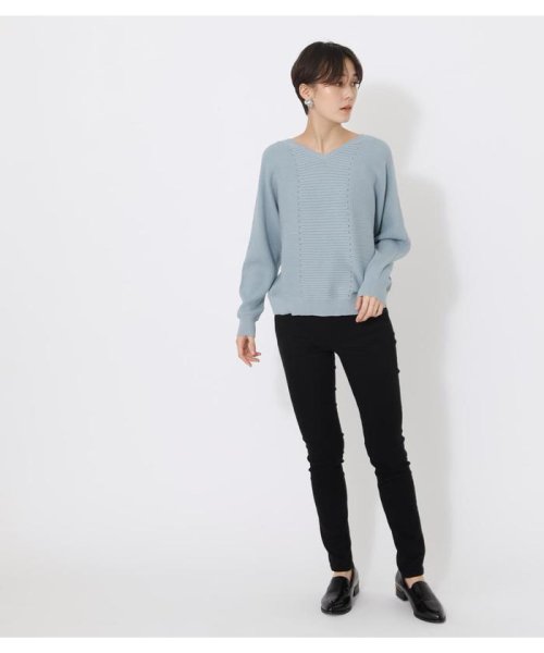 AZUL by moussy(アズールバイマウジー)/V／N GARTER DOLMAN KNIT TOPS/img34