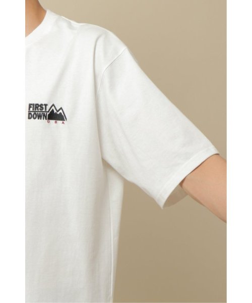 ikka(イッカ)/FIRST DOWN ワンポイント刺繍Tシャツ/img05
