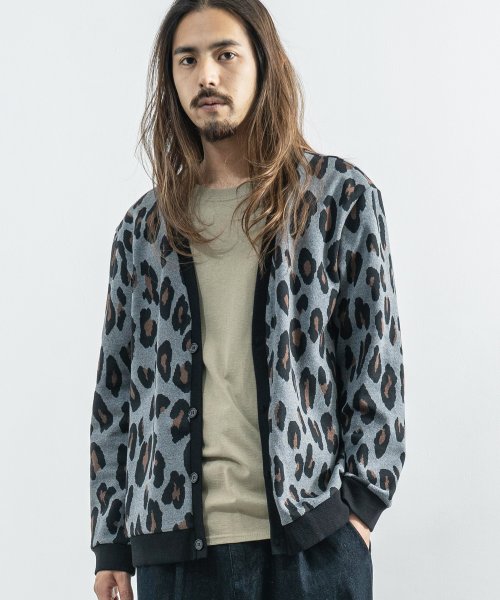 カーディガン メンズ レオパード柄 ヒョウ コットン 綿 総柄 ストレッチ 伸縮性 トレーナー スウェット 重ね着 レイヤード カジュアル ストリート Revo ロッキーモンロー Rocky Monroe Magaseek