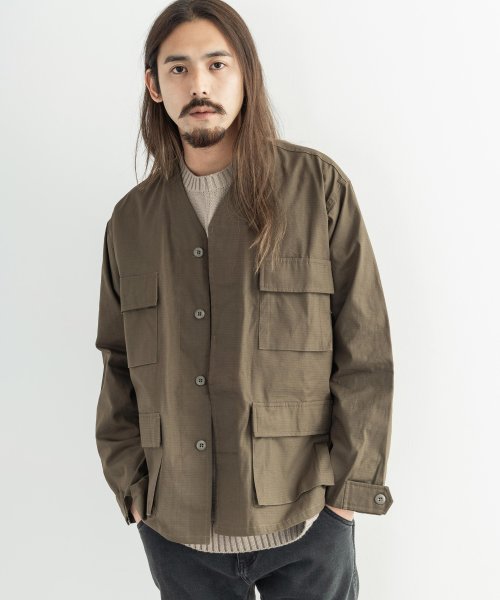 クーポン開催中 ミリタリージャケット メンズ レディース ショート丈 ノーカラー ライトアウター レイヤード 重ね着 ワーク 綿 コットン ツイル 経年変化 オーバーサイズ ル ロッキーモンロー Rocky Monroe Magaseek