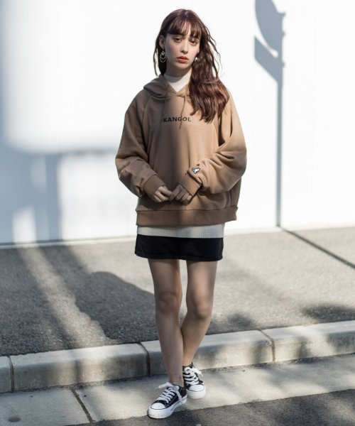 Kangol カンゴール プルオーバーパーカー ショート丈 メンズ ユニセックス レディース ラグランスリーブ シンプル ロゴ 刺繍 裏毛 綿 コットン ルーズ ロッキーモンロー Rocky Monroe Magaseek Kangol カンゴール プルオーバーパーカー ショート丈 メンズ ユニセックス レディース ラグランスリーブ シンプル ロゴ 刺繍 裏毛 綿 コットン ルーズ ロッキーモンロー Rocky Monroe Magaseek