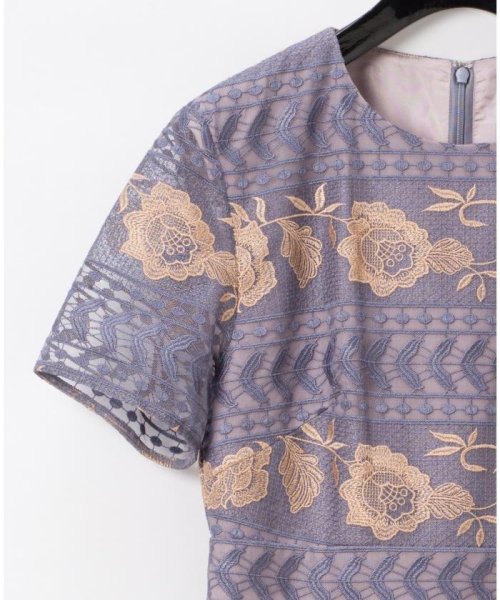 【TVドラマ着用】ライン刺繍ワンピース 