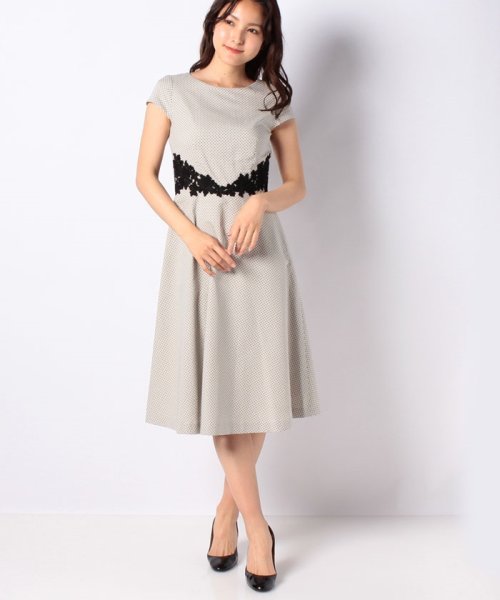 セール ドットコルテワンピース ストロベリーフィールズ Strawberry Fields Magaseek