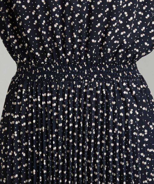 セール 50 Off Ffc ドット プリント プリーツ ワンピース グリーンレーベルリラクシング Green Label Relaxing Magaseek