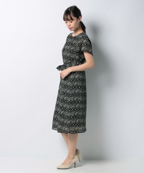 セール エキゾチックパターンワンピ ス レリアン Leilian Magaseek