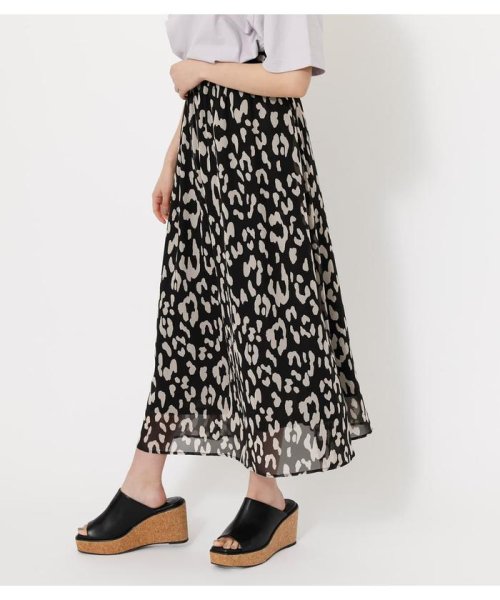 AZUL by moussy(アズールバイマウジー)/BIG LEOPARD FLARE SKIRT/img01