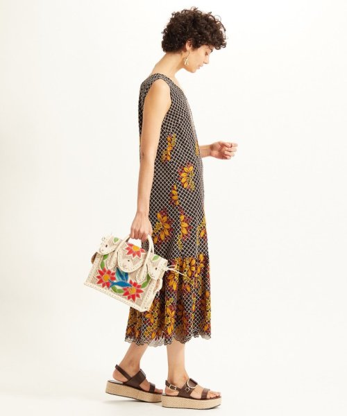 セール チェック刺繍ロングワンピース グレースコンチネンタル Grace Continental Magaseek