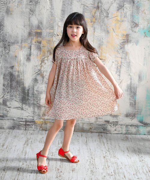 セール 半袖花柄ワンピース 子供服bee 子供服bee Magaseek