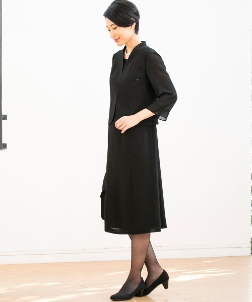 セール 60 Off 前開き フレアブラックフォーマルワンピース フォルムフォルマ Form Forma Magaseek