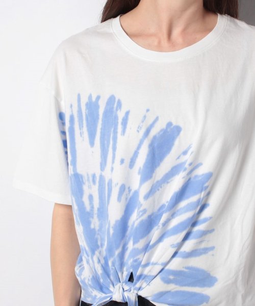 LEVI’S OUTLET(リーバイスアウトレット)/LUNA KNOT TEE LARGE TIE DYE － MARINA/img03