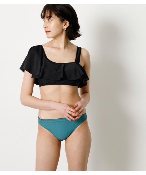 AZUL by moussy(アズールバイマウジー)/ASYMMETRY FRILLS BIKINI/img03