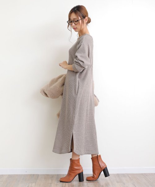 裏起毛ワッフル背中ボタン長袖ワンピース アンドミー And Me Magaseek
