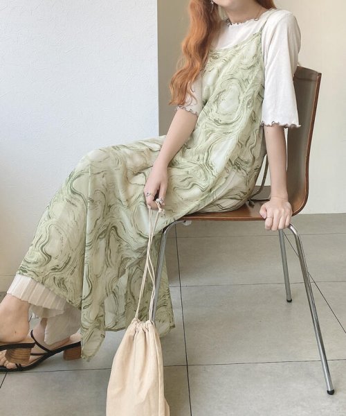 セール マーブルエアリーワンピース メローカットソーセット アンレリッシュ Unrelish Magaseek