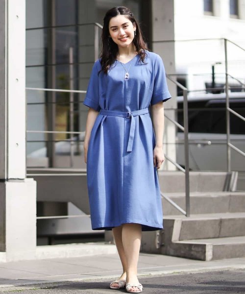 セール 洗える 大きいサイズ ベルトデザインvネックワンピース エウルキューブ Eur3 Magaseek