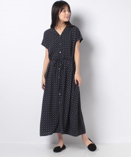 Web限定 イージーケアレーヨン小紋プリント開襟ワンピース メルローズ クレール Melrose Claire Magaseek