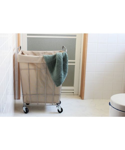 BRID(ブリッド)/WIRE ARTS & PRO LAUNDRY SQUARE BASKET with CASTER 45L/img01