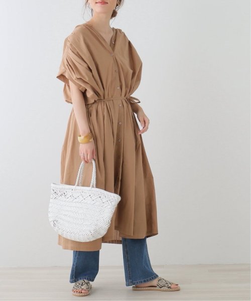 セール 40 Off 綿ローンギャザー羽織りワンピース フレームスレイカズン Framesraycassin Magaseek