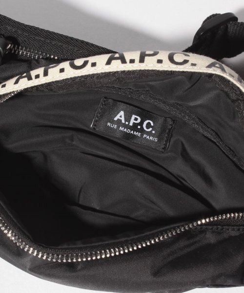 A.P.C.(アーペーセー)/【APC】ロゴ ボディバッグ ミニ H62129PAACL/img04
