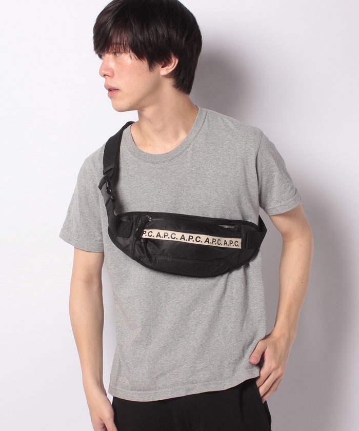 A.P.C. (アーペーセー)ボディバッグ ウエストポーチ