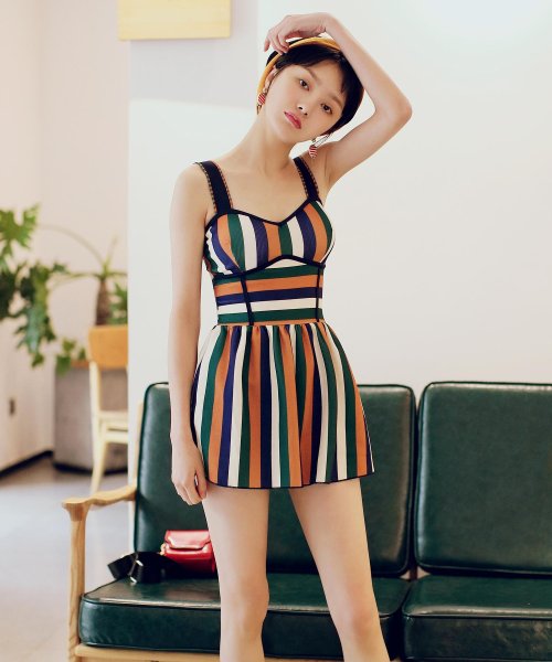 セール 60 S レトロモダン ワンピース水着 オシャレボ Osyarevo Magaseek