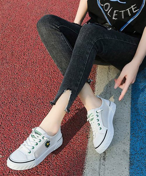 セール メッシュ スニーカー レディース レースアップ フラワー刺しゅう フラットシューズ ローカット 歩きやすい靴 通気性良い ミニミニストア Miniministore Magaseek