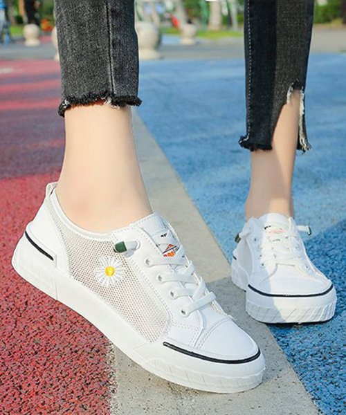 セール メッシュ スニーカー レディース レースアップ フラワー刺しゅう フラットシューズ ローカット 歩きやすい靴 通気性良い ミニミニストア Miniministore Magaseek