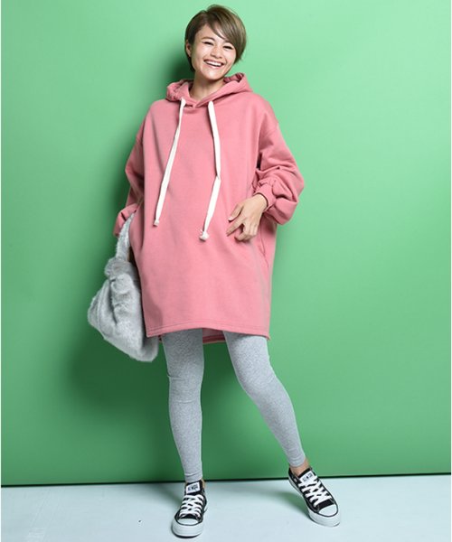 マタニティ ワンピース 冬 春秋 バルーンスリーブ起毛パーカーワンピース あったか裏起毛素材 全3色 黒 ベージュ ピンク 長袖 スウェット 大きいサ チョコア Chocoa Magaseek