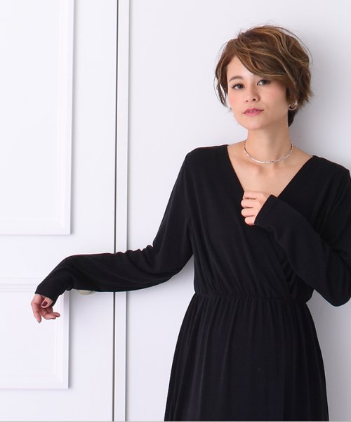 授乳カシュクールロングワンピース【マタニティ服／授乳服】柔らか 美ライン マタニティワンピース 授乳ワンピース カシュクール 授乳 妊婦 産前産後 春夏秋冬