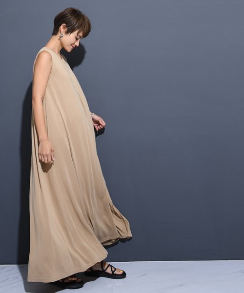 授乳クールとろみ素材バックボタンワンピース マタニティ服 授乳服 マタニティワンピース 授乳ワンピース ビッグシルエット ノースリーブ 妊婦 産前産後 春夏秋 チョコア Chocoa Magaseek