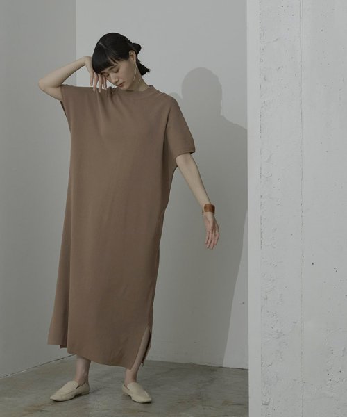 フレンチスリーブロングニットワンピース ミエット Miette Magaseek