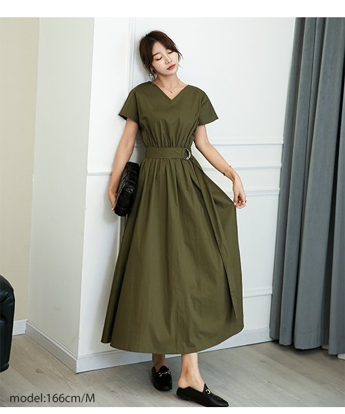 セール きれいめシルエットの大人ワンピース メゾンドラティール Maison De Latir Magaseek