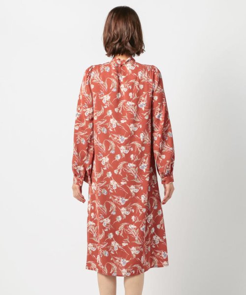 セール 77 Off ２ｗａｙ柄ねじりワンピース ミューズ Mew S Magaseek