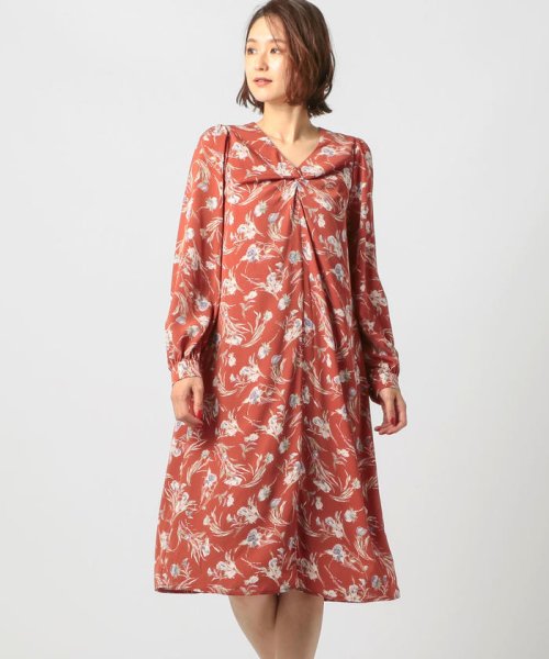 セール 77 Off ２ｗａｙ柄ねじりワンピース ミューズ Mew S Magaseek