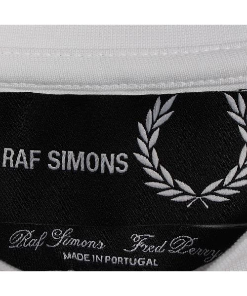 FRED PERRY(フレッドペリー)/フレッドペリー ラフシモンズ FRED PERRY RAF SIMONS Tシャツ 半袖 メンズ コラボ PRINT YOKE T－SHIRT ホワイト 白 S/img03