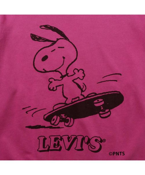 Levi's(リーバイス)/UNBASIC クルーネックスウェットシャツ Snoopy Skater Fuschia Red Garment Dye/img06