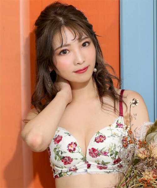 セール ストレスフリー ブラジャー プレリブーケ Aimerfeel楽ブラ R 極 単品ブラジャー 下着 レディース 女性 楽ちん 柔らかい ワイヤー 大人可愛い エメフィール Aimerfeel Magaseek